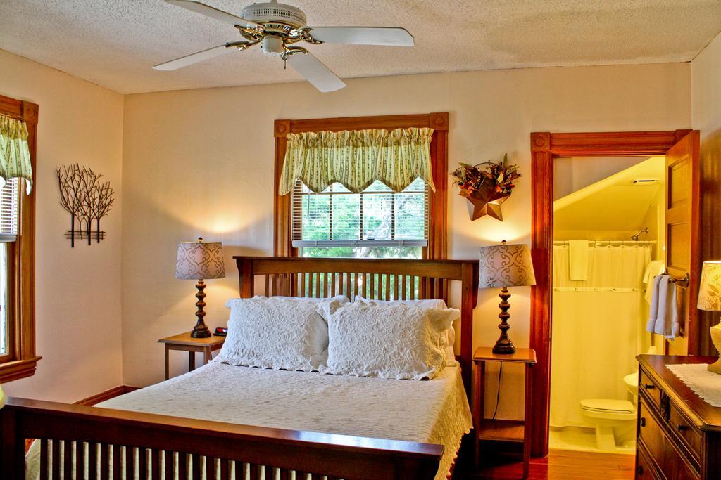 Night Swan Intracoastal Bed & Breakfast New Smyrna Beach Eksteriør bilde