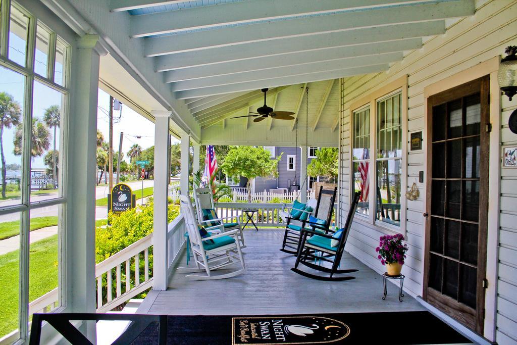 Night Swan Intracoastal Bed & Breakfast New Smyrna Beach Eksteriør bilde