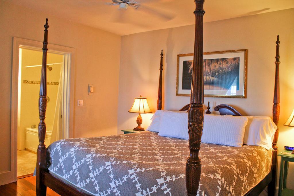 Night Swan Intracoastal Bed & Breakfast New Smyrna Beach Eksteriør bilde