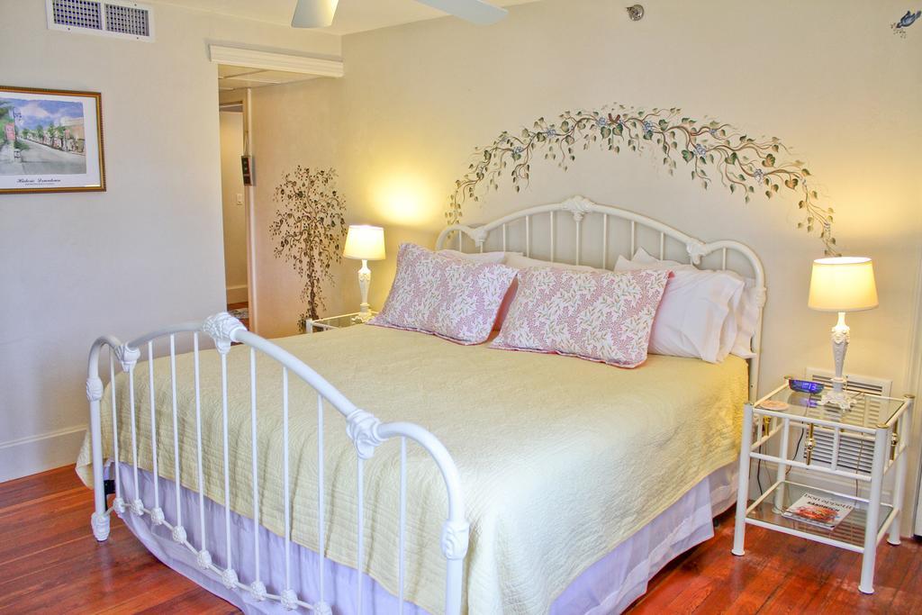 Night Swan Intracoastal Bed & Breakfast New Smyrna Beach Eksteriør bilde