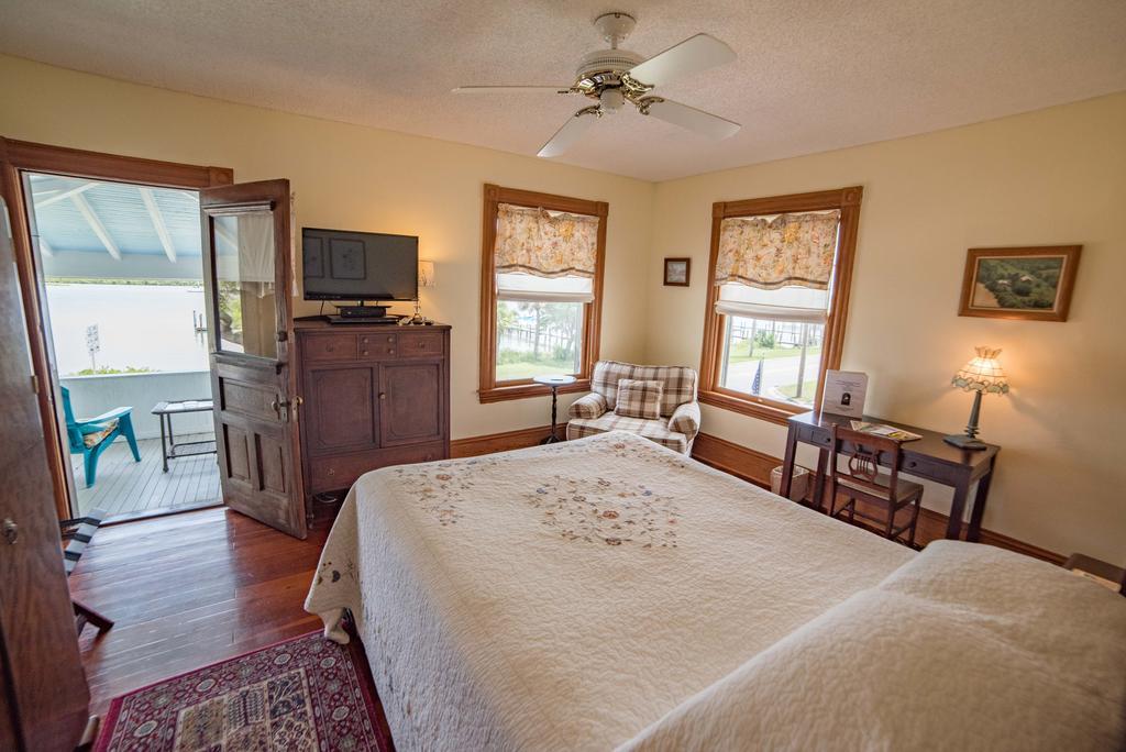 Night Swan Intracoastal Bed & Breakfast New Smyrna Beach Eksteriør bilde